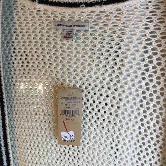 🌞AEO NWT CARDIGAN‼️ - Picture 2 of 2